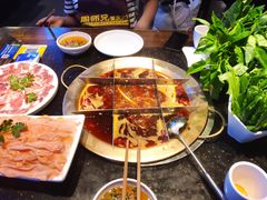 -周师兄大刀腰片火锅(洪崖洞旗舰店)