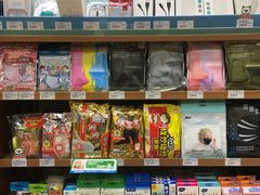 -全家便利店(襄阳南路店)