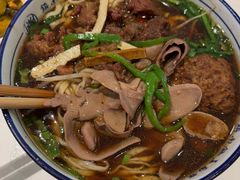 -镇南锅盖面馆(解放路店)