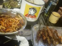 -喝丢一只鞋海鲜烧烤·海肠捞饭(文体街店)