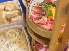 -鲜念蒸汽石锅鱼(红山6979店)