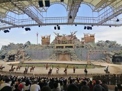 -七彩云南欢乐世界