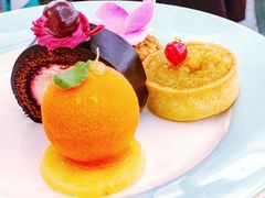 -The Diamond Jubilee Tea Salon at Fortnum & Mason