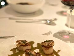 煎深海扇贝配欧洲白萝卜泥-Jean Georges
