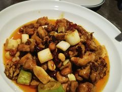 宫保鸡丁-闫府私房菜·老字号(恒隆店)