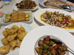 -顺峰海鲜酒楼(省府店)