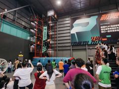 -极限PLAY运动娱乐新世界·团建派对潮玩休闲馆·室内蹦极高空游乐园