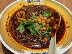 金碗酸辣粉-遇见小面(君逸世家店)