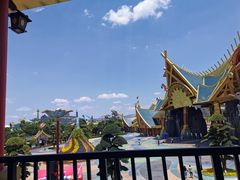 -七彩云南欢乐世界