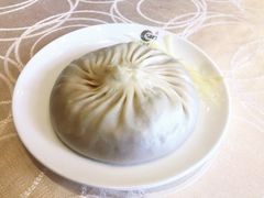 陈士荣蟹黄汤包-鸿运酒楼