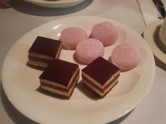 -食间牛排(重庆路万达店)