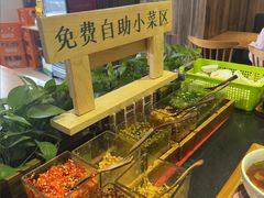 -呷佬·长沙手工米粉(金沙江路店)