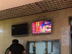 -川山城麻辣香锅(鼎汇美食城店)