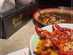 -沪小胖小龙虾(淮海中路旗舰店)