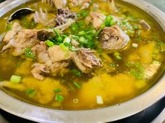 清炖土鸡-朗妈私房菜(婺女州店)