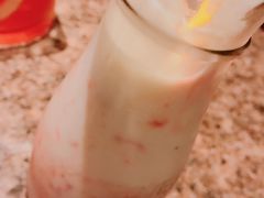 草莓酸奶-火吧PTV聚会餐厅(10号店)