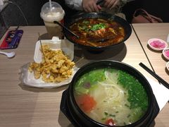-苗乡米线(建军路店)