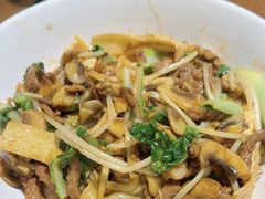 生爆牛肉面-寻裕记·现炒浇头面(人民广场店)