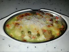 -百威KTV(恒福路店)