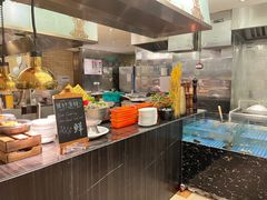 -圣丰索菲特·2 On 988 Café 自助餐厅