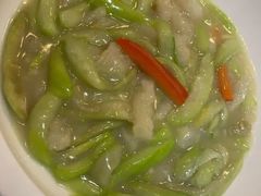 丝瓜炒蹄筋-聚鑫阁江浙菜·非遗传承技艺(闵行交大店)