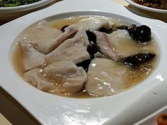 糟溜鱼片-老人和饭店(打浦路店)
