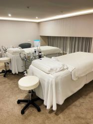 -JNK皮肤管理中心