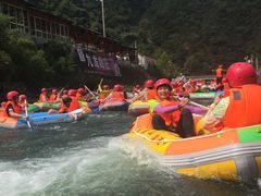 -安吉龙王山峡谷漂流