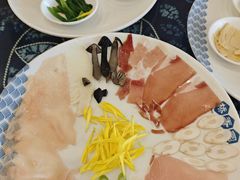 -桥香园过桥米线(国贸店)