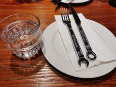 -1886德国汽车餐厅(外滩十六铺码头店)