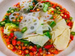 -嘉州叶婆婆钵钵鸡(建设路店)