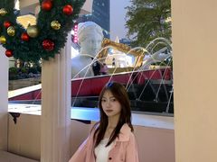 -中航城君尚购物中心