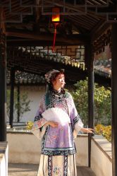 -一揽芳华汉服旗袍体验馆(拙政园店)