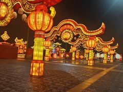 -淄博花灯齐彩城