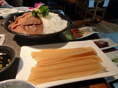 四川宽粉-旺晖本帮骨头煲·深夜火锅(梅园路店)