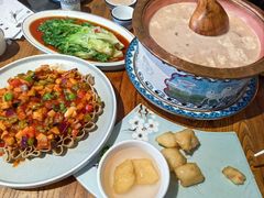 -蒙亨·手把肉·蒙古包文化主题餐厅(天恒广场店)