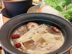 -呷哺呷哺(融创茂店)