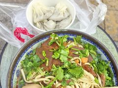 -牛师傅牛肉面(尚隆路店)