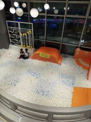 -反弹蹦床公园·运动乐园·团建·亲子派对(深圳观澜湖店)
