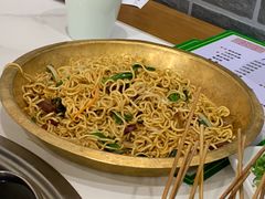 特色炒面-盈田盈粥庄(博山东路店)