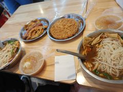 -柳州肥姨妈大骨螺蛳粉(东靖路店)