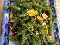 -维吾尔餐厅(宜山路店)