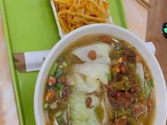 -卓雅桂林米粉