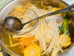 -花田煮鲜牛肉火锅(钟楼众汇店)