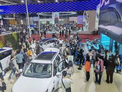 -上海伟杰·捷豹路虎4S店(闵行店)