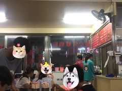 -鹿寨小何螺蛳粉店