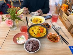 -轻蔬不用等·素食(江苏路店)