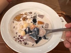 -RUXU入续糖水铺与包(卓悦中心店)