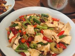 -双流老妈兔头(荟聚店)