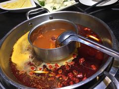 -重庆小天鹅火锅(中商广场店)